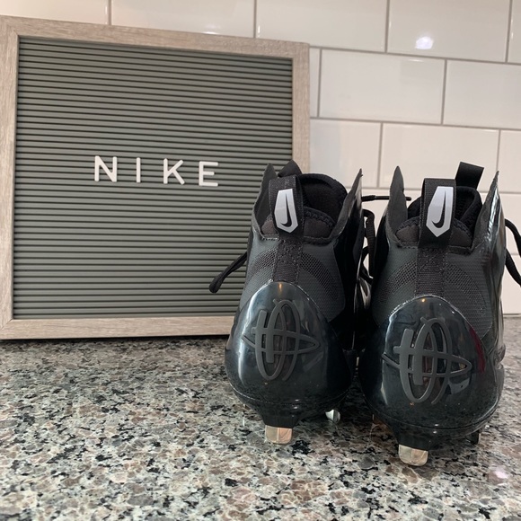 Nike Alpha Huarache Metal Men’s Baseball Cleats - Picture 3 of 4